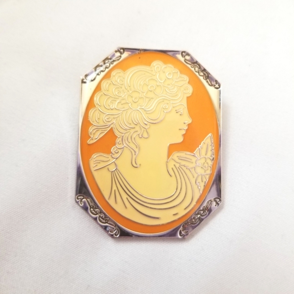 Silver Cameo Metal Pin